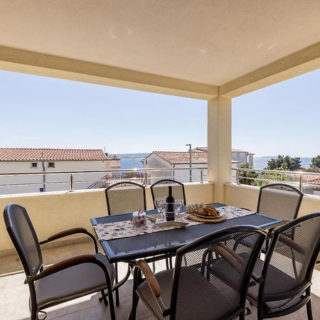 Apart Sa Terasom 250M Od Plaze,Parking,Wi Fi,Rostilj Trogir Exterior foto